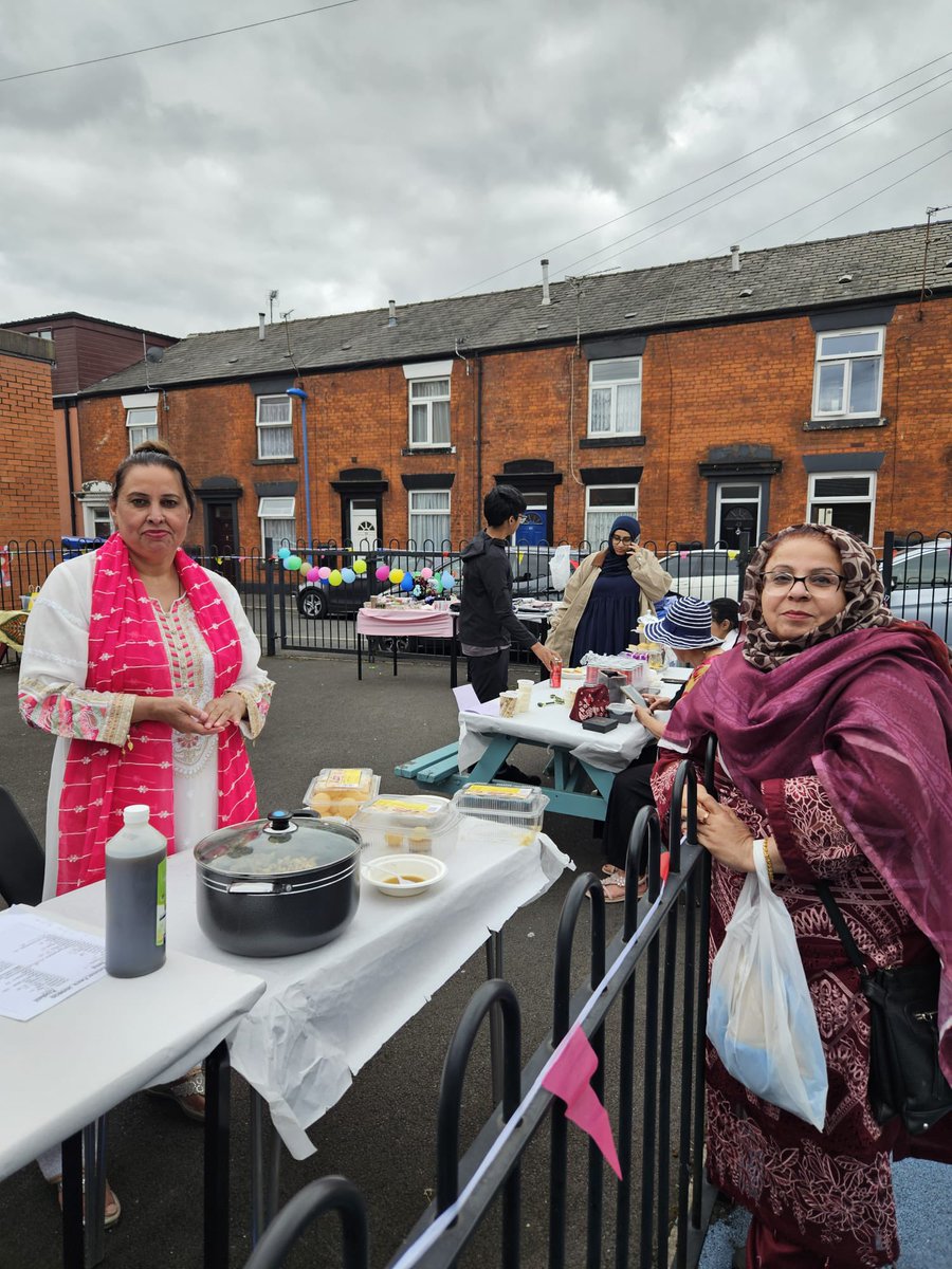 Rochdale Women's Welfare Association tweet media