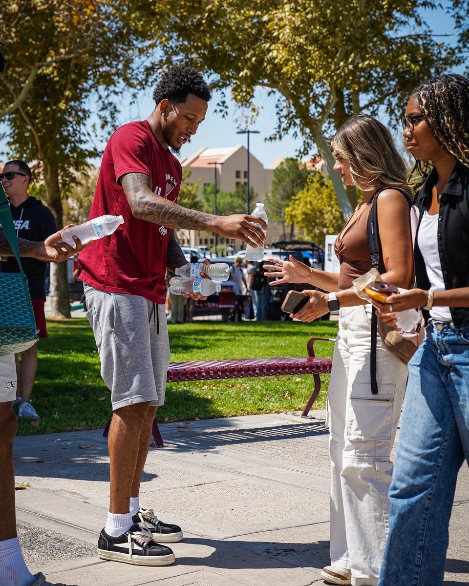 Thanks to everyone who rolled through to meet this year’s squad! 🤠

#AggieUp