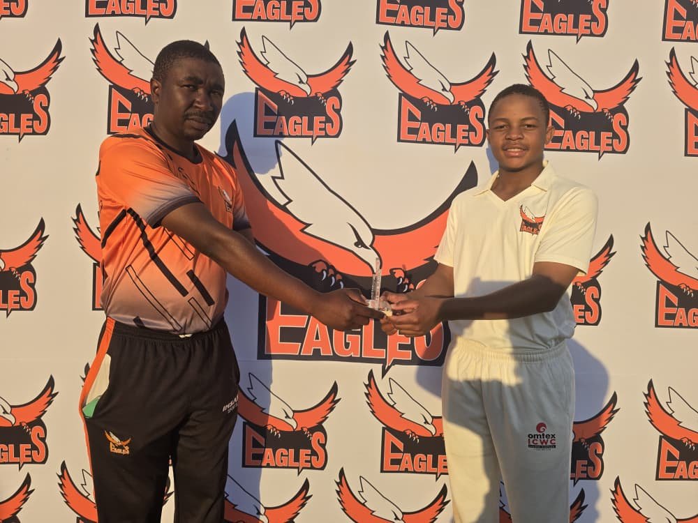cricket_eagles's tweet photo. Game 3: Player of the match
Ambitious Maduma from Seke District.
#EaglesDevelopment📷
#EnjoyTheCricket
#LoveCricket📷
@ZimCricketv https://t.co/ZYmBGg33xg