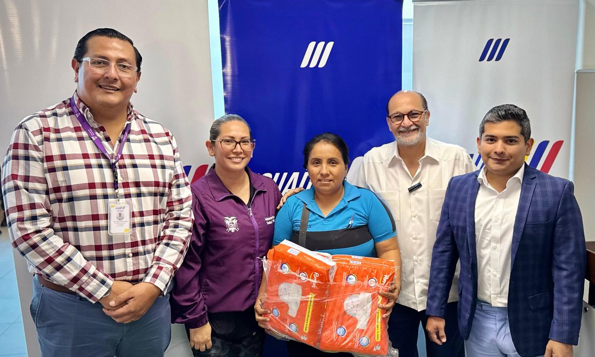 Con el objetivo de garantizar la salud de los pacientes con discapacidad del sector de #BastiónPopular 🏥, el <a href="/goberguayasec/">Gobernación del Guayas</a>, Humberto Plaza junto al coordinador Zonal, <a href="/NSierraArteaga/">Dr. Nelson Sierra Arteaga</a> entregaron 4️⃣2️⃣ ayudas técnicas de movilidad y autocuidado a 3️⃣4️⃣ pacientes.