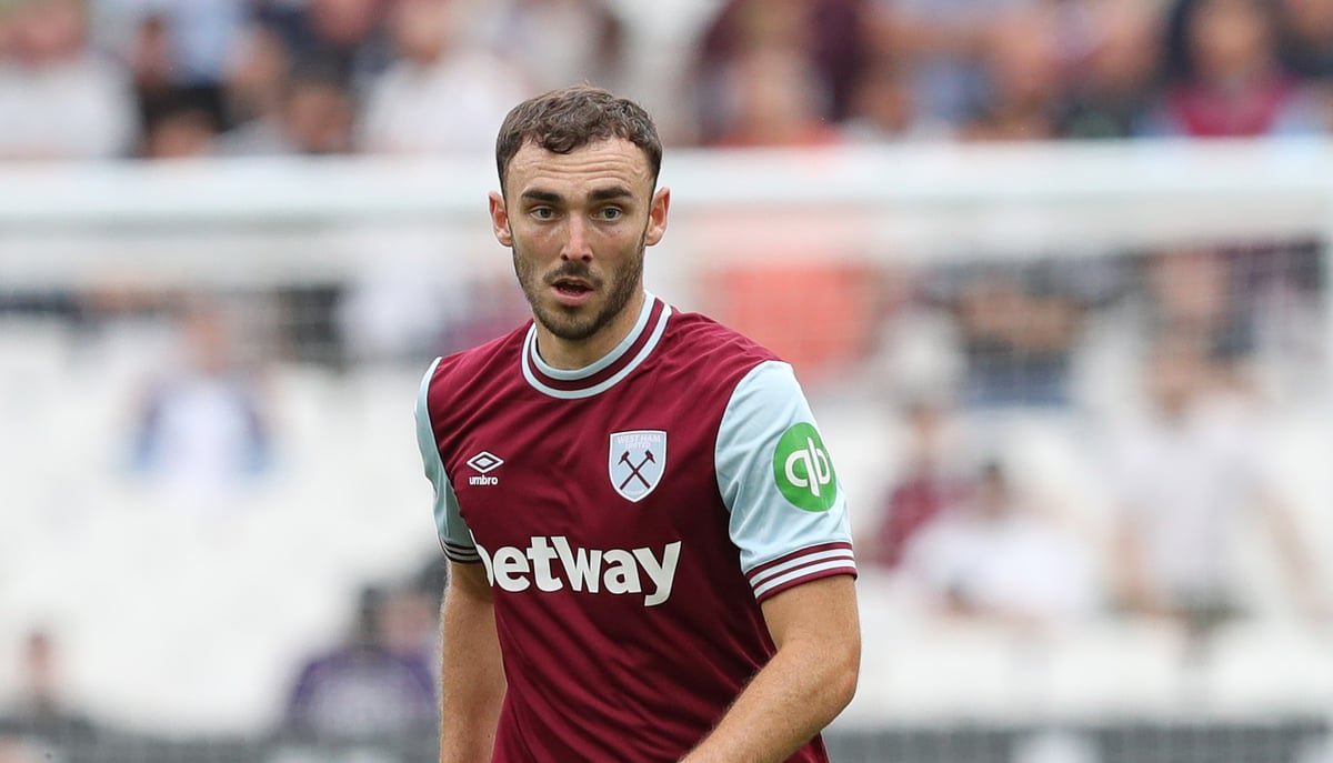 Understand Wrexham are lining up ambitious move for West Ham midfielder Andy Irving. #WxmAFC #WHUFC