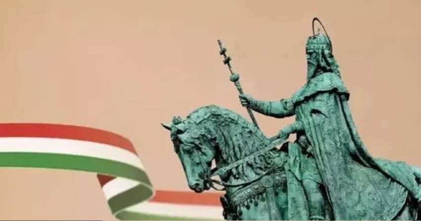 HungriaEmbajada's tweet photo. Ma 1025 éves Magyarország!
Augusztus 20 a magyar államalapítás ünnepe. Szent István napján a közös múltat, jelent és jövőt ünnepeljük .
Isten éltessen, Magyaroszág! https://t.co/o0IRSb7hQK