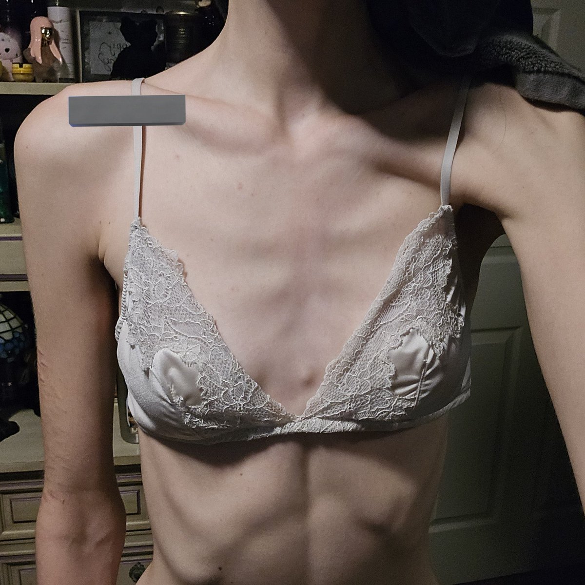 🌸𝒯𝒽𝒾𝓃𝓈𝓅𝑜🌸 #edt #edtw #edtwtㅤ #thinspo #bonespo #deathspo 💖