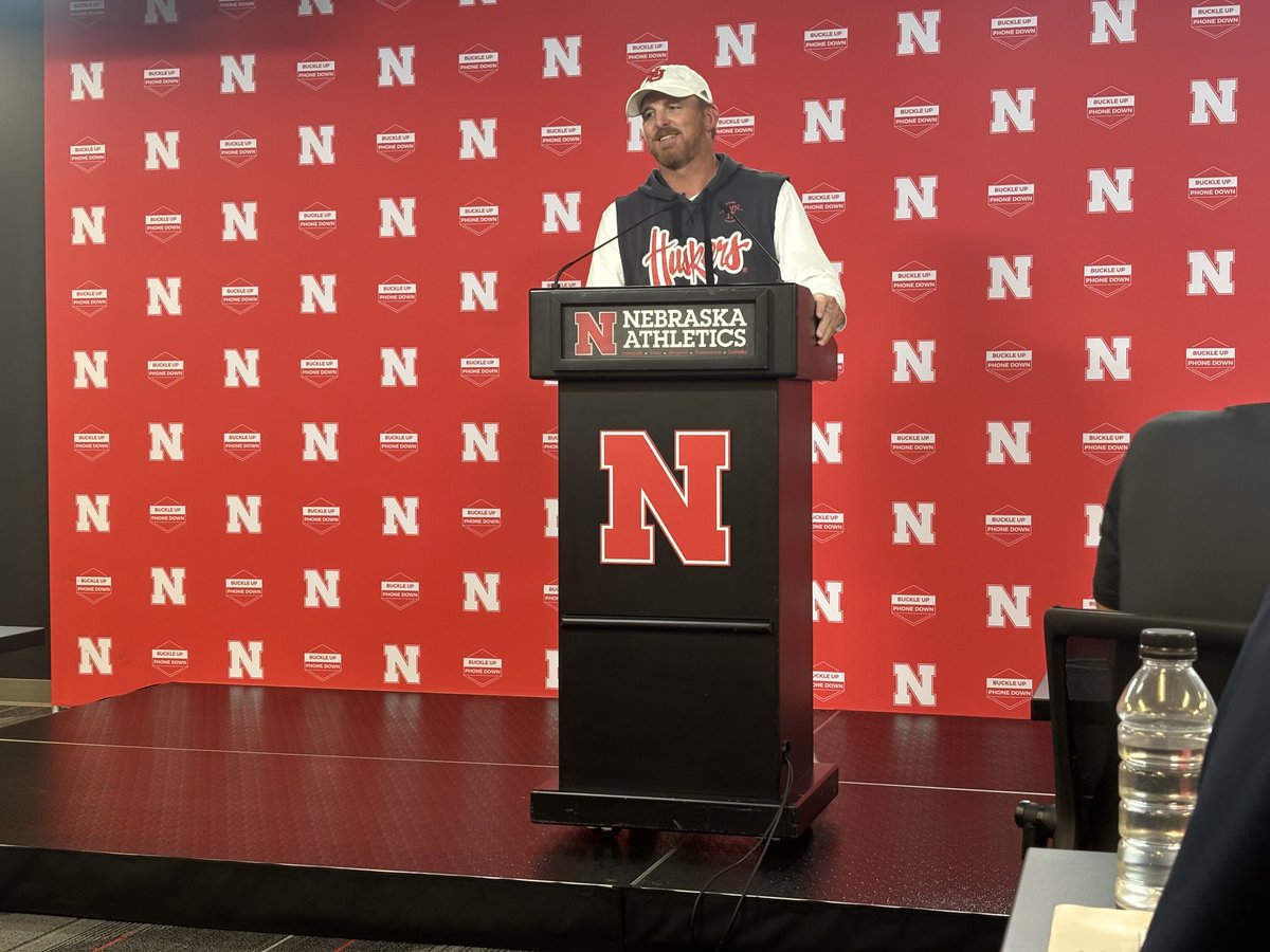 TE coach Marcus Satterfield on Carter Nelson and Heinrich Haarberg now in the room

“Carter is moving around really well.”

“Heinrich from spring to now is a totally different tight end.” #Huskers