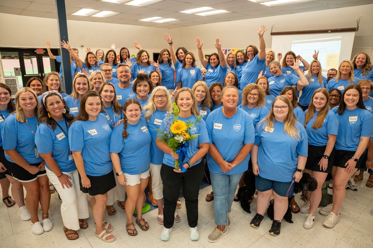 ABSSPublic's tweet photo. 🎉 Congratulations to Erin Millspaugh from Altamahaw-Ossipee Elementary - our 2025 Principal of the Year! She's a hands-on leader who creates a true sense of family, connects with the whole school community, and builds trust. Well deserved! #ABSSExcellence #PrincipalOfTheYear https://t.co/ZvIbxUuxoq
