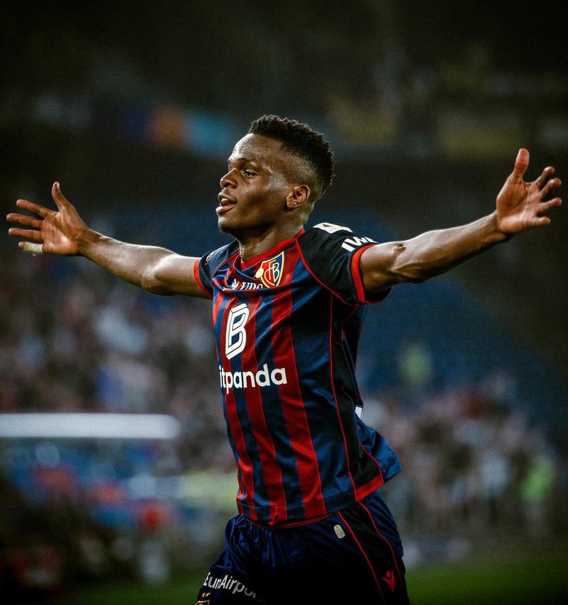 Nosko_mrss's tweet photo. Abemly Meto Silu ( Metinho ) vs Copenhague 🇨🇩🇧🇷✨

🔁Minutes jouées : 90
🦶🏾Ballons Touchés: 65
🎯Passes précises: 50/55
💨Duels: 8/6
🕶️Passes clés: 2
Notes: 7.2✅

Top performance🕺🏾✨

Source:Sofascore https://t.co/xWpjnXAlDv
