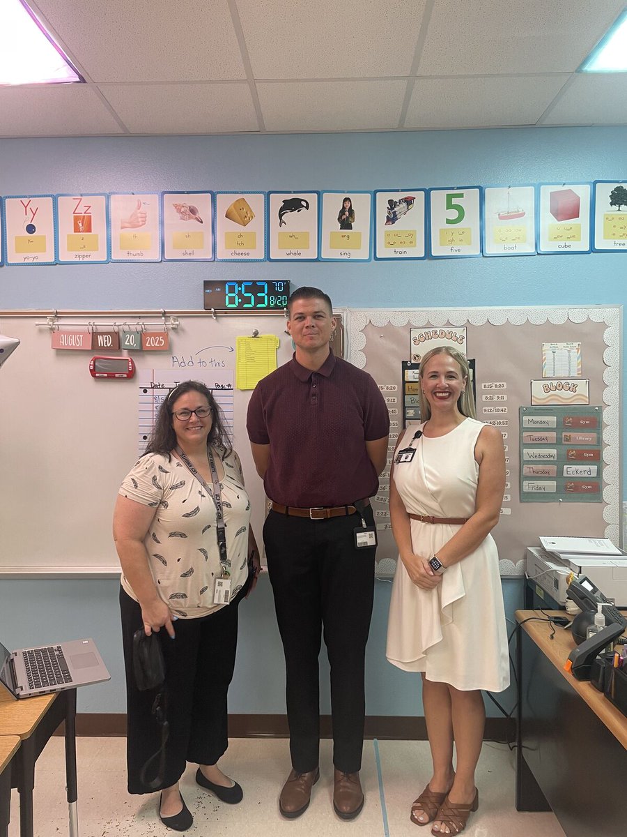 Congratulations to the Highlands Elementary School&amp;#39;s Teacher of the Year and Support Staff of ... psqr.io/M6UVAvsKSe via <a href="/ParentSquare/">ParentSquare</a>