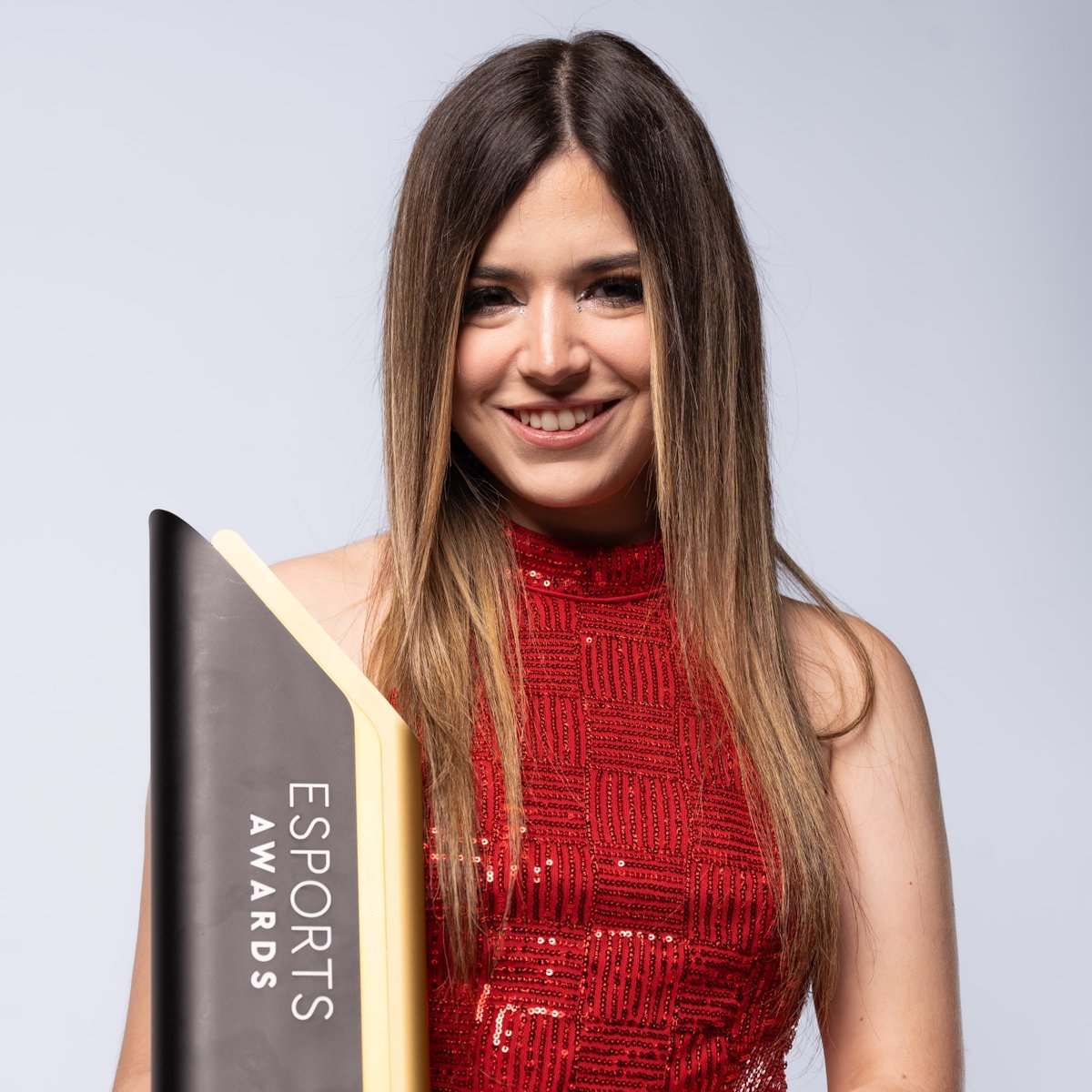 esportsawards's tweet photo. Happy birthday to the 2023 and 2024 Streamer of the Year award winner! 🥳🎂 

@samyriveratv

#EsportsAwards https://t.co/CXeZwip7xE