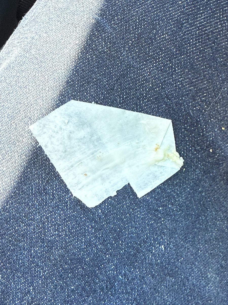 SeanWilliams's tweet image. Ummm… @Popeyes - can you explain this.