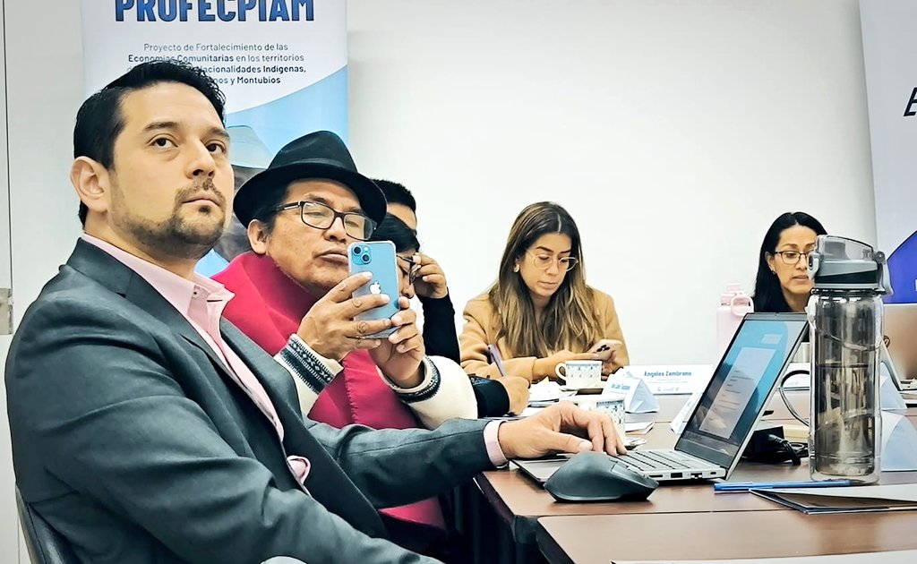 IEPS_Ec's tweet image. 📍#Quito| Participamos en la 1.ª mesa nacional de seguimiento del #PROFECPIAM junto a instituciones del Estado. Un espacio de articulación que fortalece la coordinación interinstitucional, atiende necesidades y garantiza beneficios para las comunidades indígenas, afro y montubias