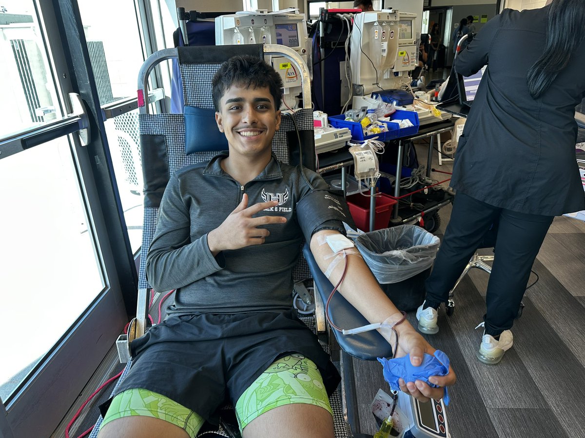 ClintISD's tweet image. The Horizon High School blood drive was a huge success! Thank you to everyone who donated and helped save lives today. You are all amazing! #BloodDrive #United4Excellence