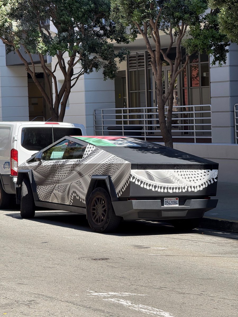 could this be the vehicle of the mythical “radical centrist”