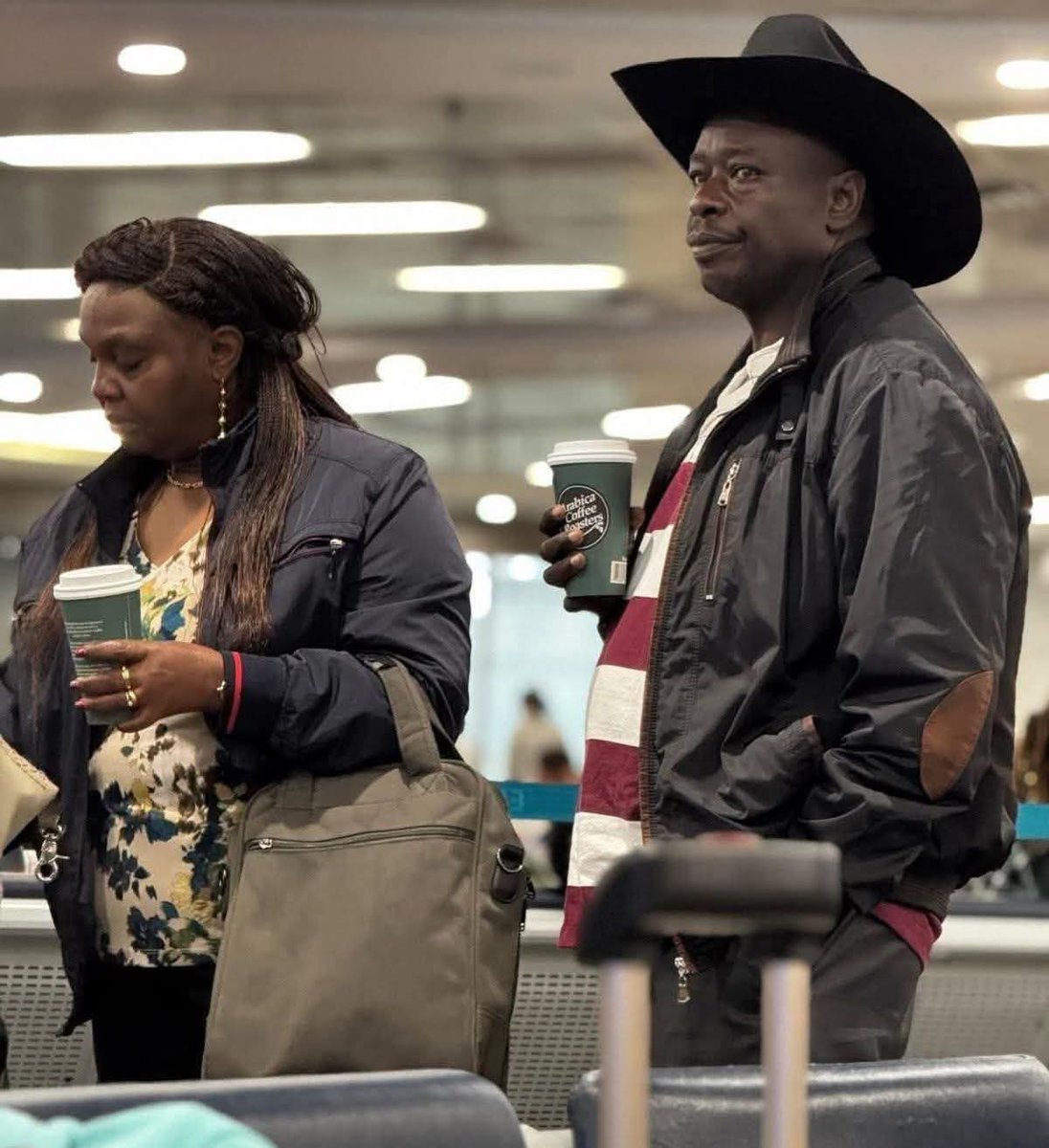 Welcome back! ✨ Gitungati 001.