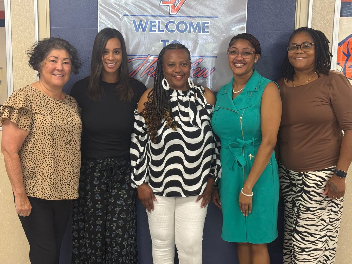 Our SVMS Student Support Team earned PLC recognition from CCS for meeting the needs of our students! They go above and beyond everyday to support our kids! Congratulations to Ms. Linkous, Mrs. Finn, Mrs. Evans, Ms. Davis and Ms. Robinson!  Great Work! Go Bobcats!