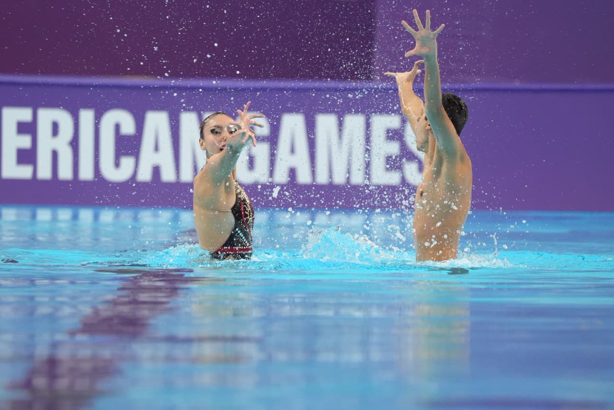 COM_Mexico's tweet photo. Nayeli Mondragón y Diego Villalobos son el dúo mixto de natación artística que lo dio todo en @asu2025Oficial, logrando posicionarse en el 1° lugar en la rutina técnica. ✨❤️

#TodosSomosOlímpicos #ASU2025 #ASU2025 #SonyAlpha #SonyAlphaMexico #SonyPROSupport https://t.co/uYD8GGY78f