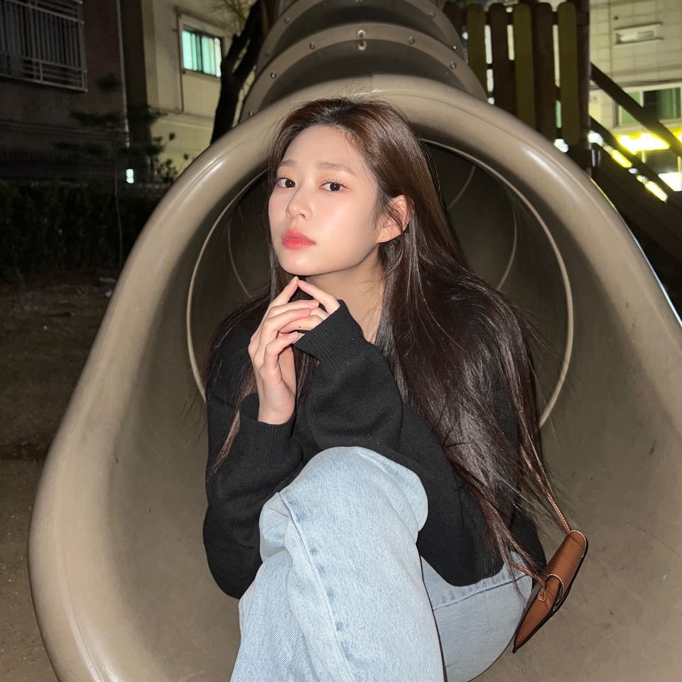AeongMaze's tweet image. minju is so pretty