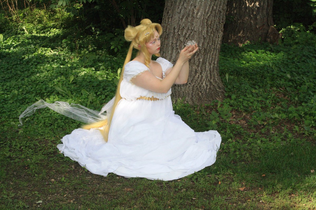 ThatOne_Cosplay's tweet photo. The photos came out gorgeous! Just did a few details https://t.co/skwnFht5oD