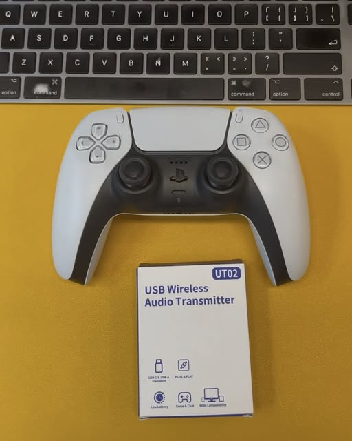 YocowocoStore's tweet image. Plug and play! The only Bluetooth adapter with both USB-A and USB-C. Finally cut the cord on your favorite headphones for lag-free audio that&apos;s perfect for gaming.
Link:👉yocowoco.com/products/ut02
#BluetoothAdapter #gaming #accessories #PlayStation