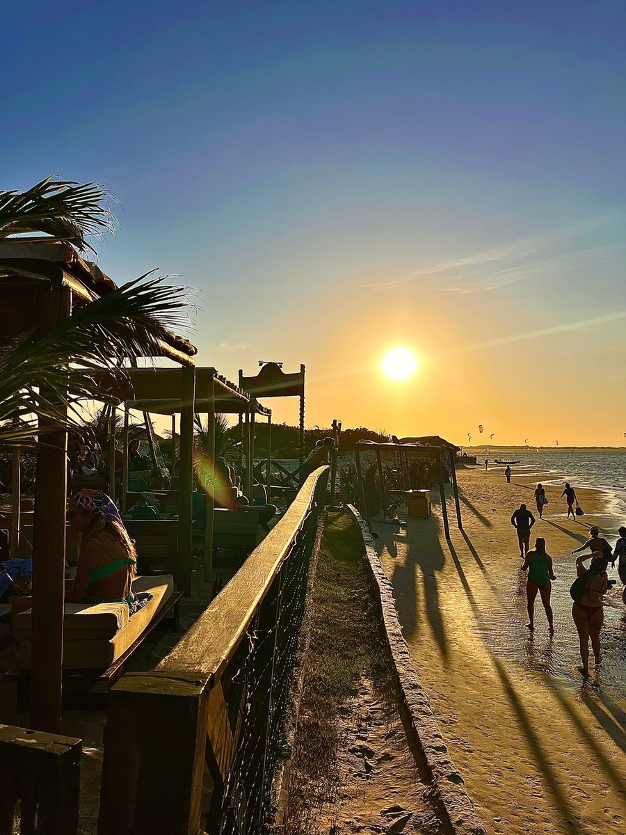 brunoptic's tweet photo. Coucher de soleil 🥰🇧🇷 #Atins #Brasil https://t.co/KJCUPM6MXU