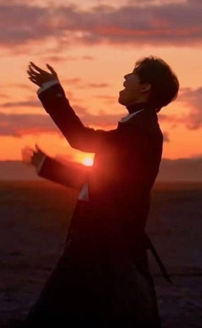 <a href="/qdears2020/">DearDQ</a> Así como cada alma tiene su origen y melodía, Dimash  nos invita con su canción "Know" a recorrer  este cosmos  creador e infinito del Ser Humano. 

MY FAVORITE DIMASH SONG
 
#DimashQudaibergen