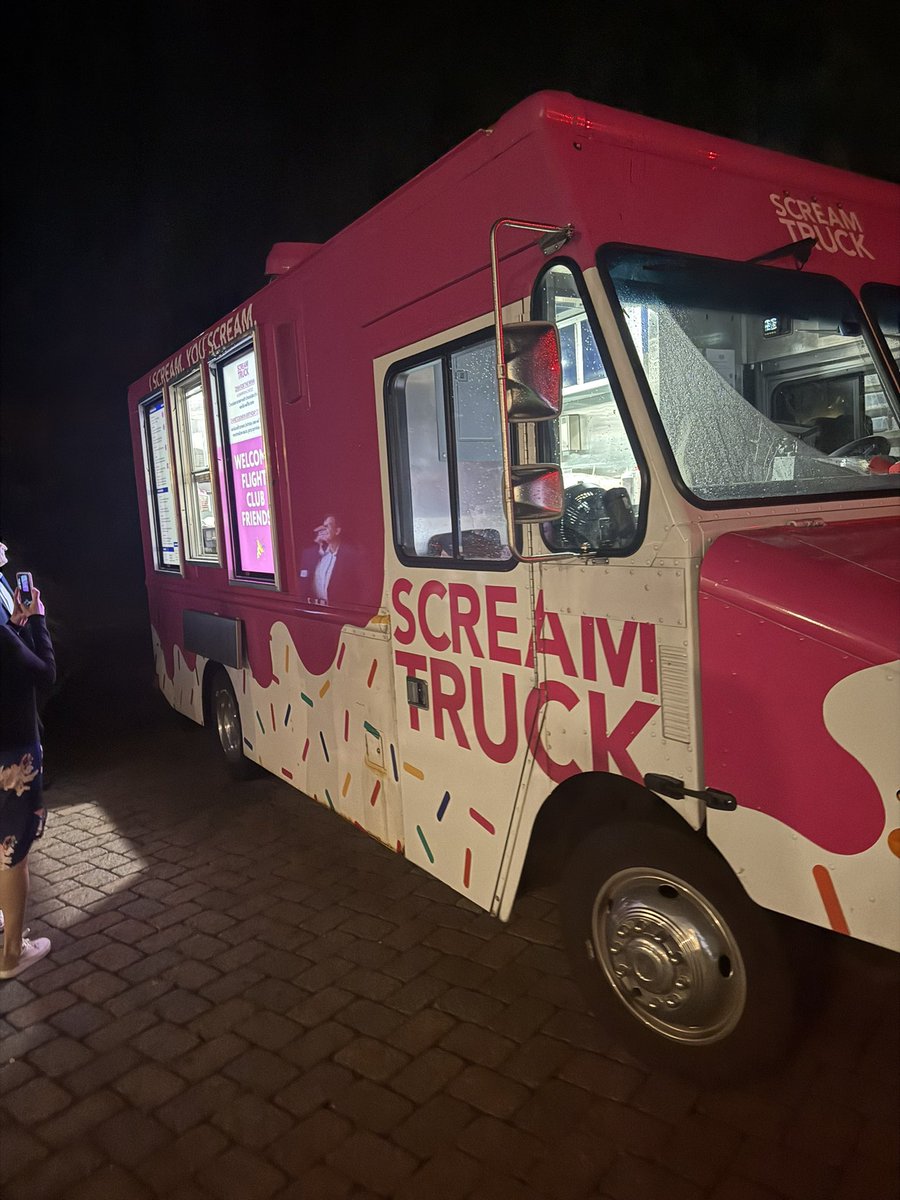 Keli Zinn tweet media