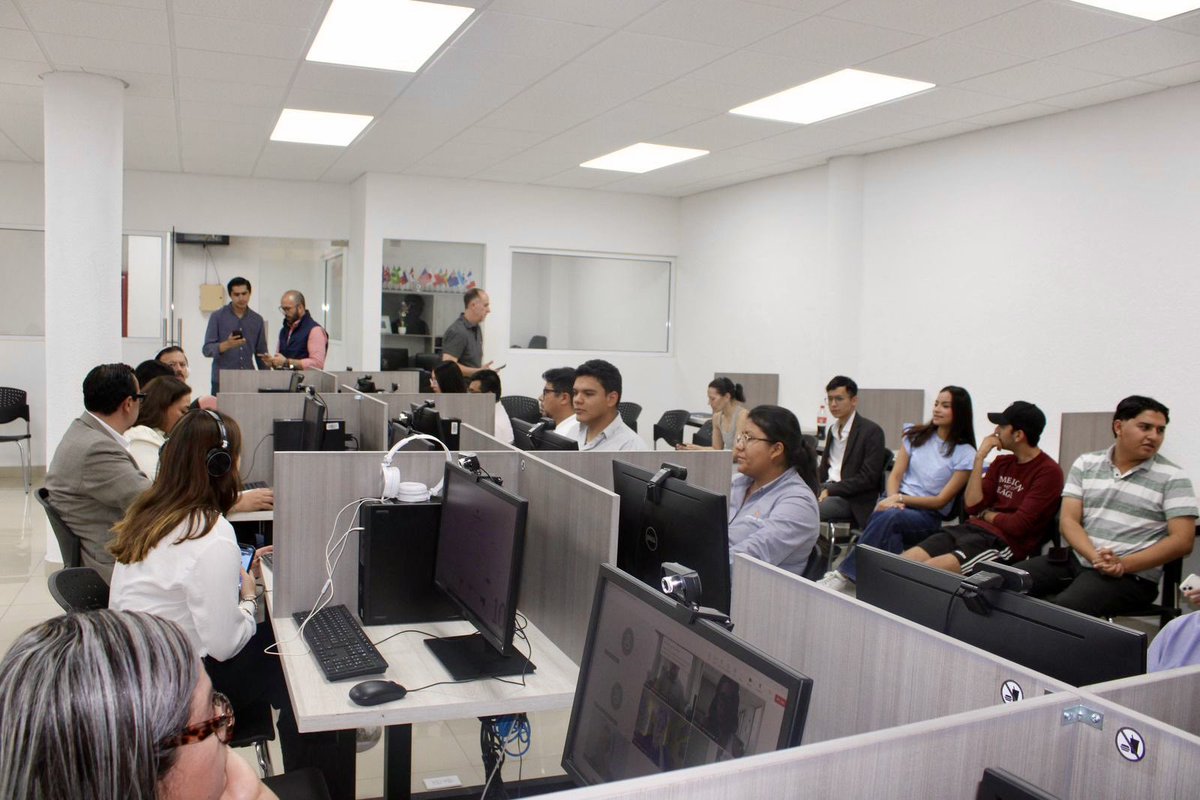 alfonso_yanez's tweet photo. Iniciamos el Taller de Responsabilidad Social con enfoque de Derechos Humanos ISO 26000 #CIAC #SumaRSE https://t.co/GHP5LlFz4Z
