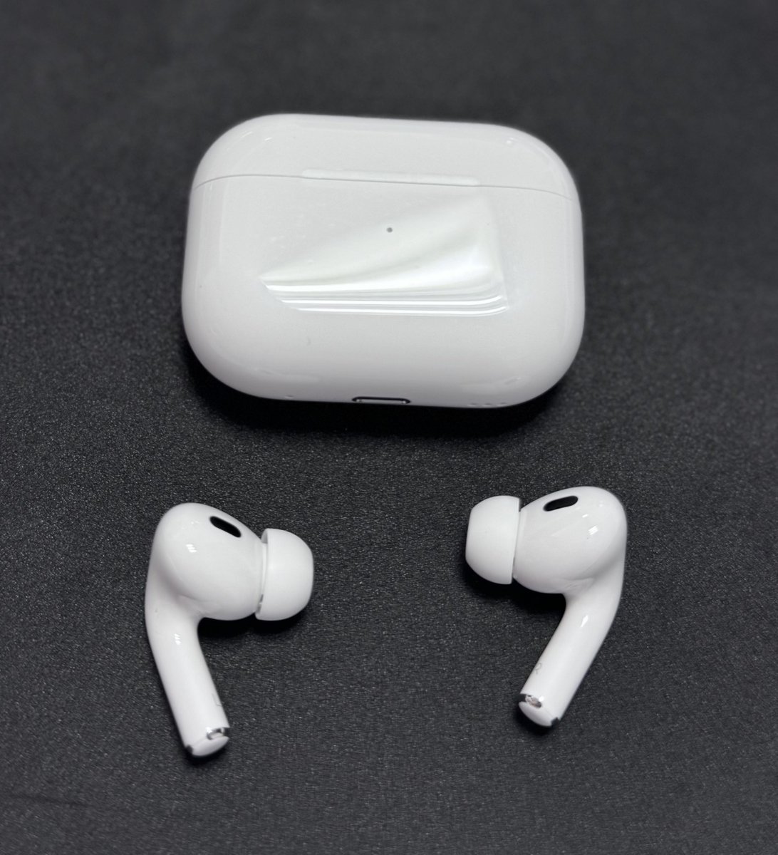 サマソニの後の飲み屋で無くしたから新たに買った😭

SONY WF-1000XM5
から
Apple AirPods Pro2
どんな音の違いなのか楽しみだ😋

#sony
#WF1000XM5
#Apple
#AirPodsPro2
