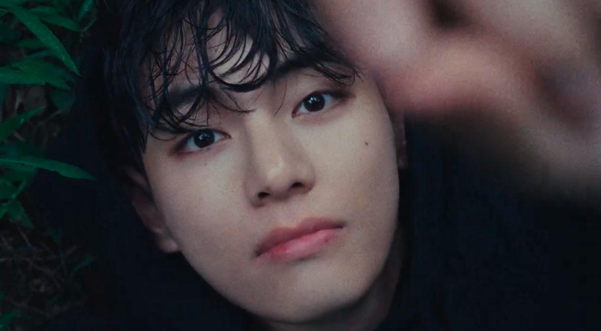 smol_kia's tweet photo. @snowpeakOutdoor Ethereal.

SNOW PEAK AMBASSADOR V
V FACE OF SNOW PEAK APPAREL
#TaehyungxSnowPeak
#VxSnowPeakApparel https://t.co/7JLJuSkHQi