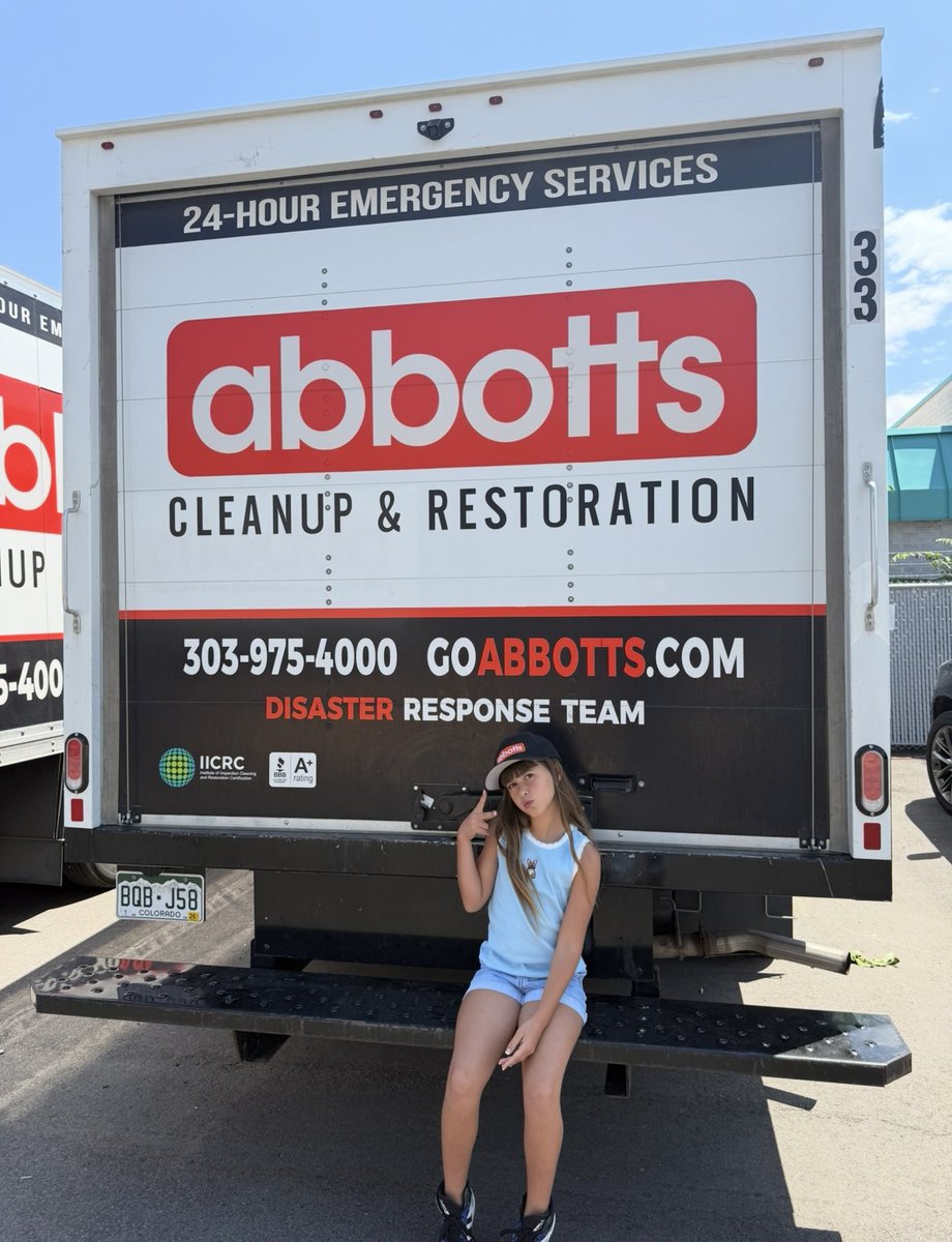 AbbottFireFlood's tweet image. ✨
Meet Mila — our only daughter and the next generation making her way through Abbotts Cleanup &amp;amp; Restoration. 👷‍♀️🚛

#FamilyBusiness #4GenerationsStrong #GoAbbotts #RestorationExperts #HelpingPeopleAndPropertyRecover