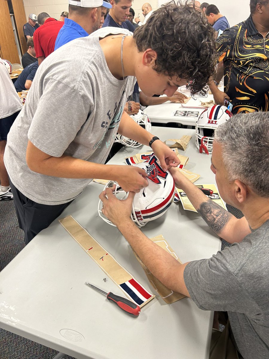 MBHSFootball's tweet photo. Thank you to all our Bronco Dads who came out to our Dads and Decals event tonight! 

Your son has earned this opportunity to be a varsity Bronco and your support means the world to both them
 and the program 

Let ‘em run 🐴🐎🐴🐎

#RECRUITBOYD | #BET https://t.co/ix1Azrn80X