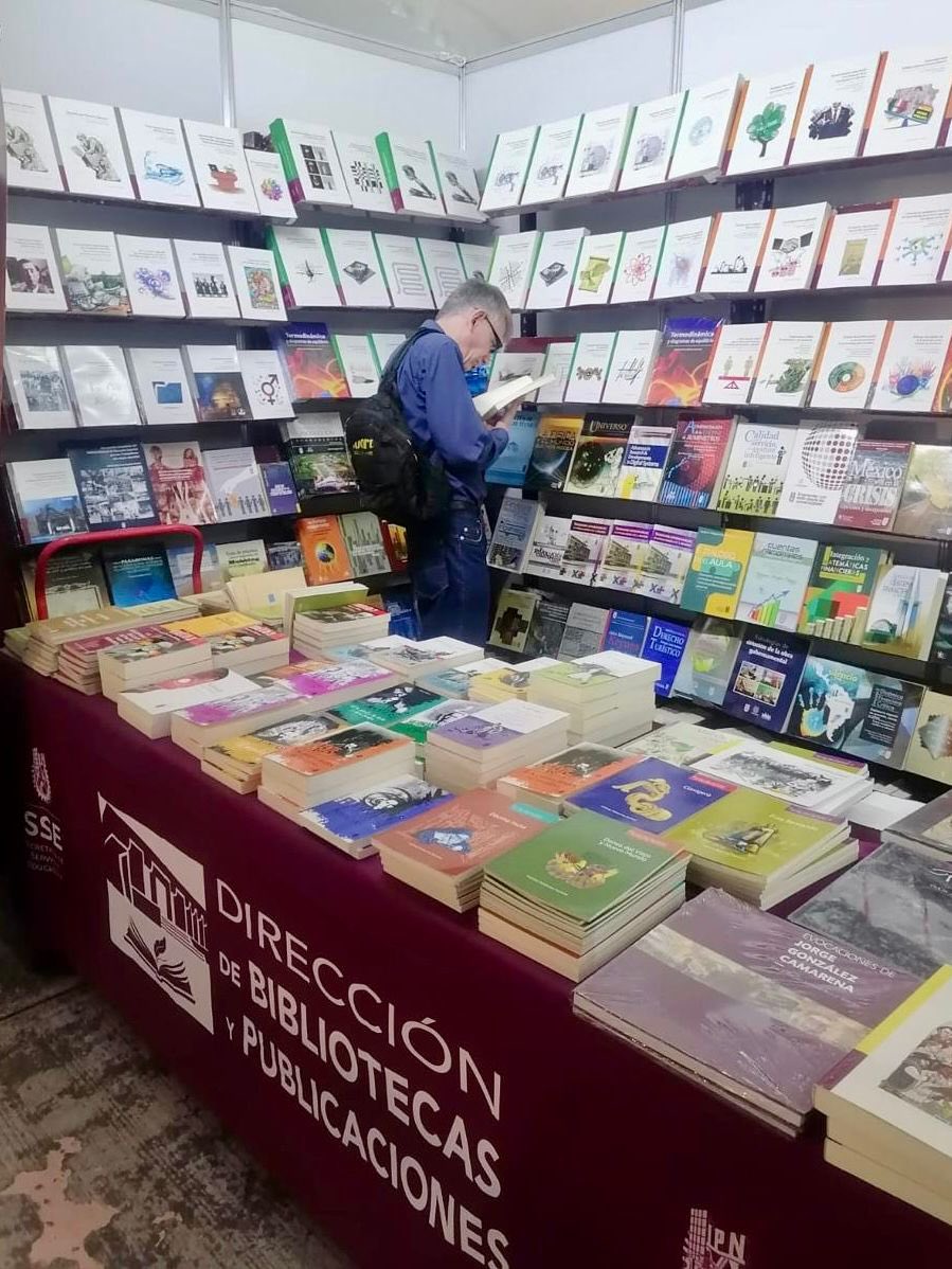 #QueNoSeTePase 
Recuerda que puedes encontrar el Fondo Editorial Politécnico en la Feria del Libro de la <a href="/UACM/">UACM</a> .

🗓️ 18 al 22 de agosto
📍 Plantel Del Valle-UACM
<a href="/IPN_MX/">IPN</a> 
<a href="/sse_ipn/">Secretaría de Servicios Educativos IPN</a>