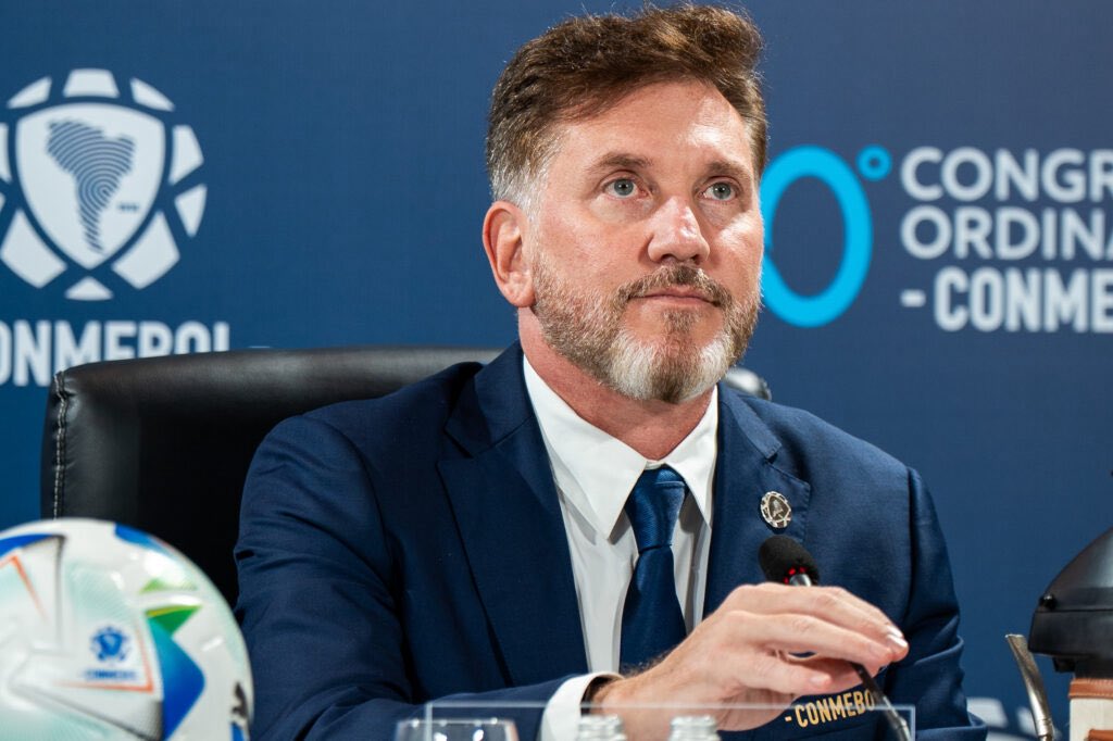 Hoy termino de matar el futbol sudamericano.

Hizo todo pero todo mal