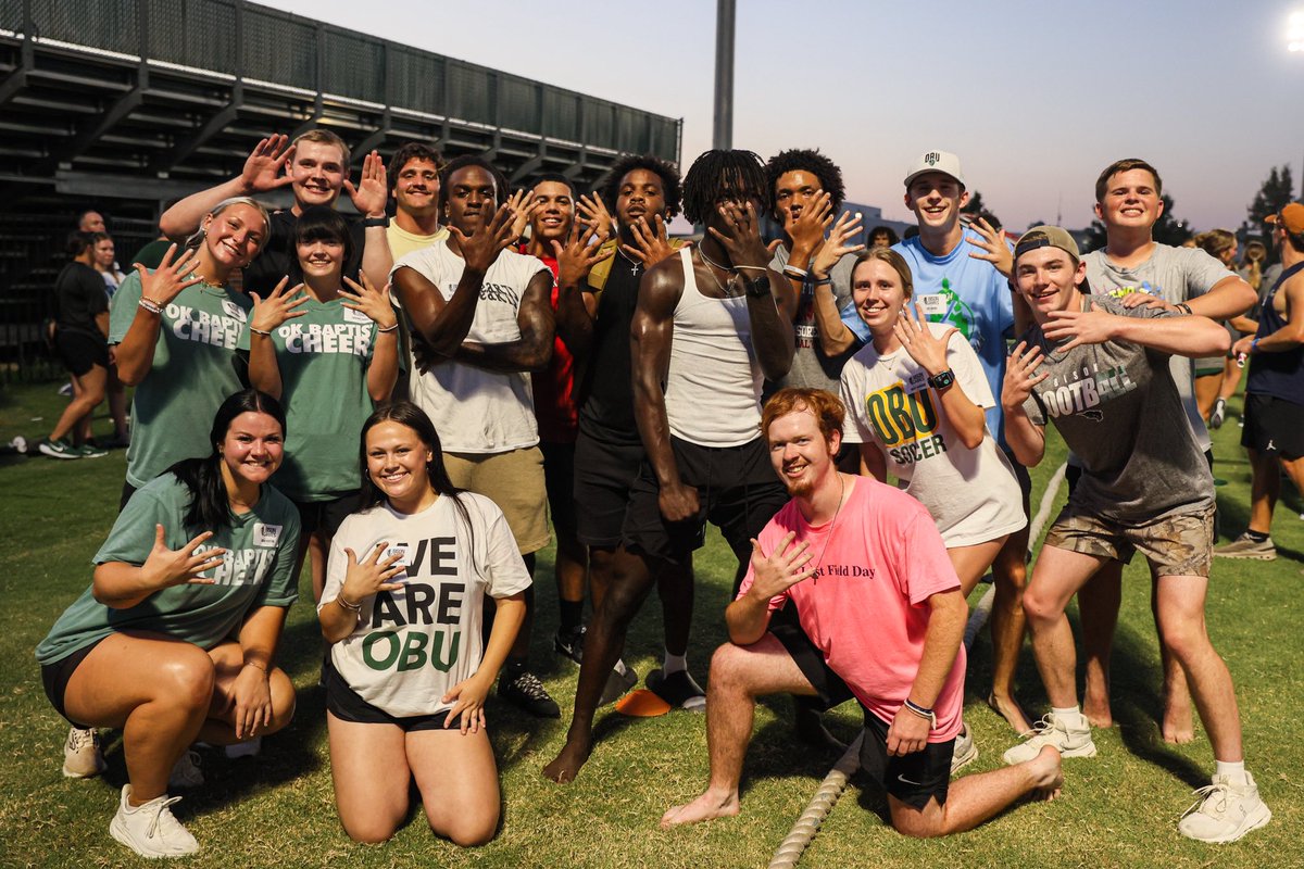 500+ student athletes, 30 groups, 18 games, 5 pied faces and 1 winning team 🏆🦬🤭

Another year of Bison Game is officially in the book ✅