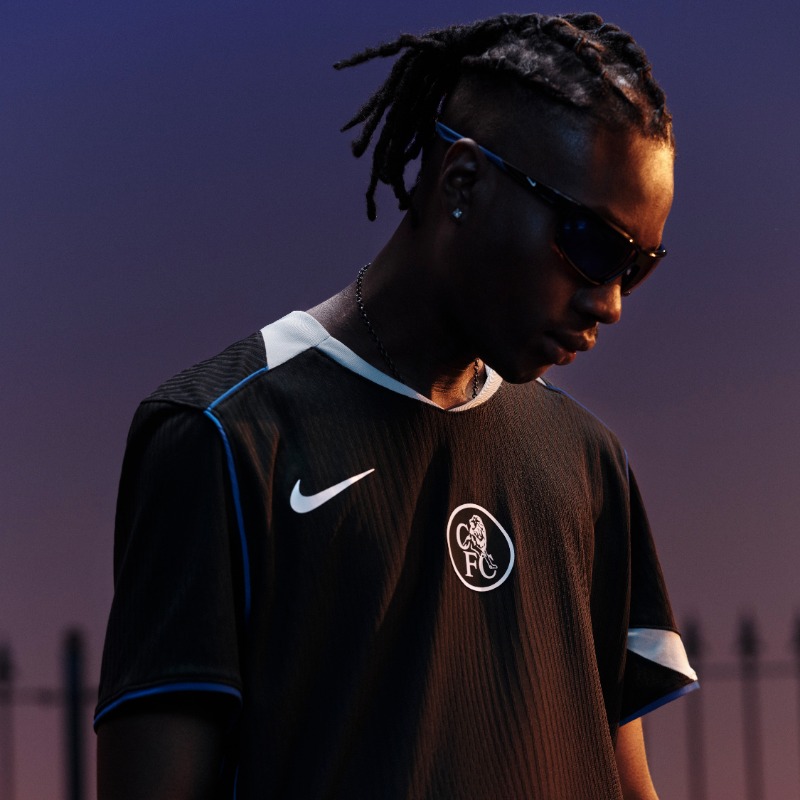 ChelseaFC's tweet photo. Our new third kit is more than a throwback. It’s a bridge from our past into our future. 

​#TotalLondon