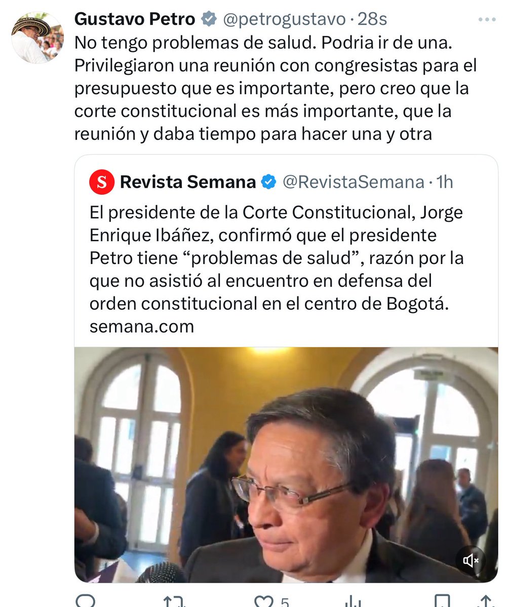 Por favor que lo despierten y el va de una . 

⏰. <a href="/DanielSamperO/">Daniel Samper Ospina</a>