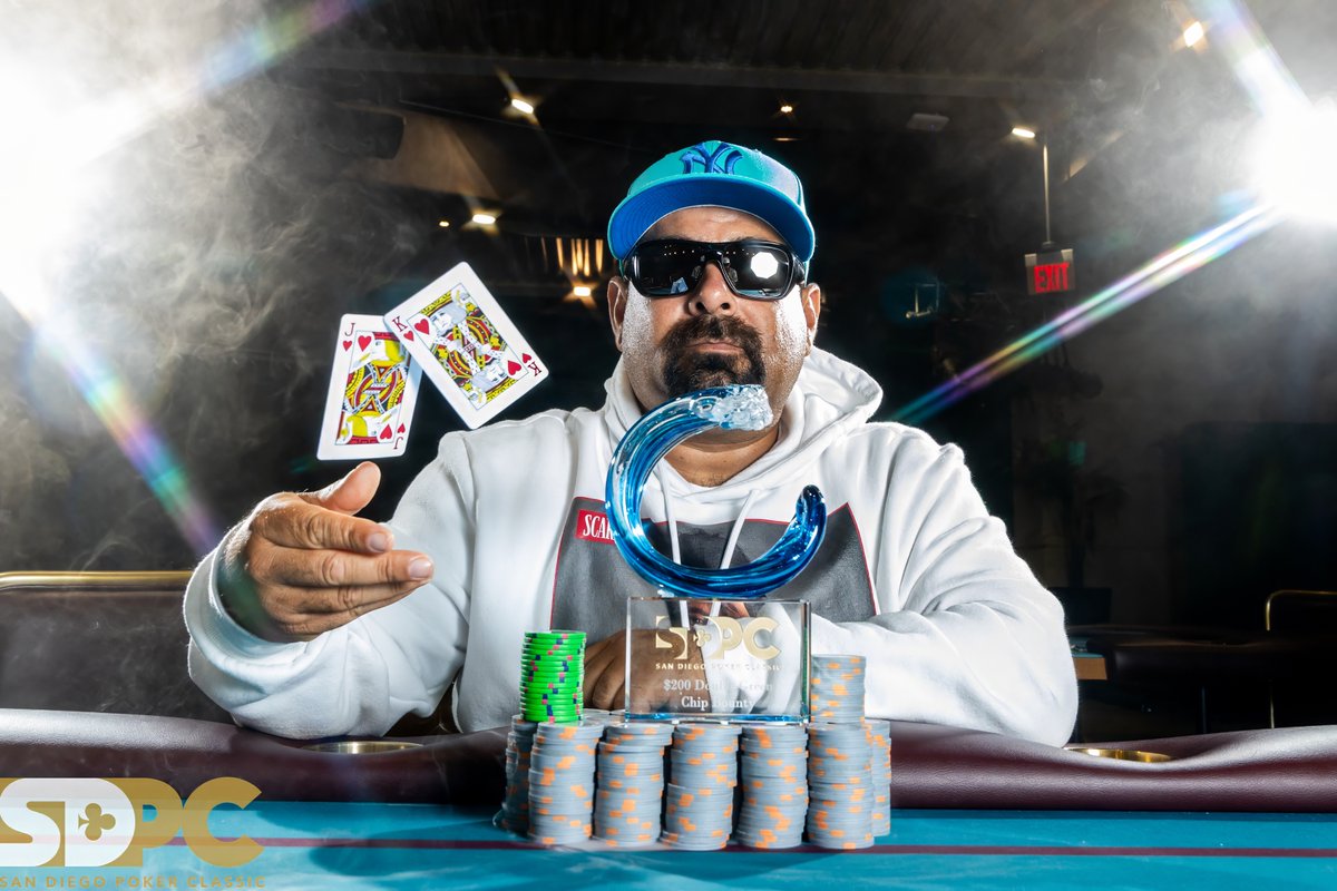 jessbeckpoker's tweet photo. It was a take 2 for my man Eddie!! Way to do dude - keep me seein' double 🤘🤘🤘 https://t.co/CG0GsH9JNv