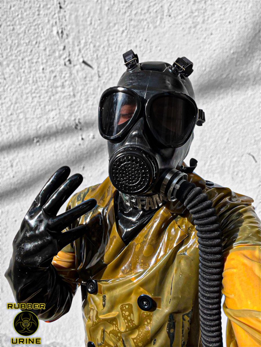 Every breath in rubber is a link to the forbidden!

🐽🔥🖤💯

#latex #latexfetish #rubberfetish #heavyrubber #heavyrubberfetish #fetish #rubberism #urine #urinefetish #RubberUrine