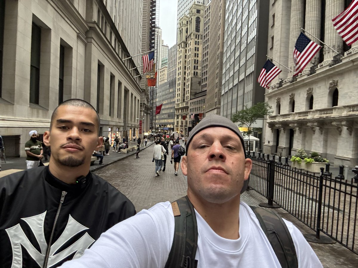 AltSNEAKO (@altsneako) on Twitter photo 