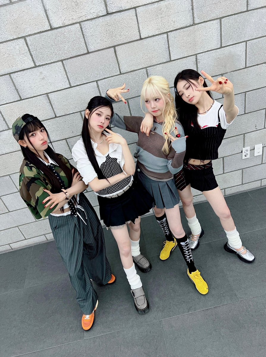 [DONTCHA!📷] DONT chegou de delinquentes de condomínio pra tão esperada final do the garden 🍒

#TheRedGarden