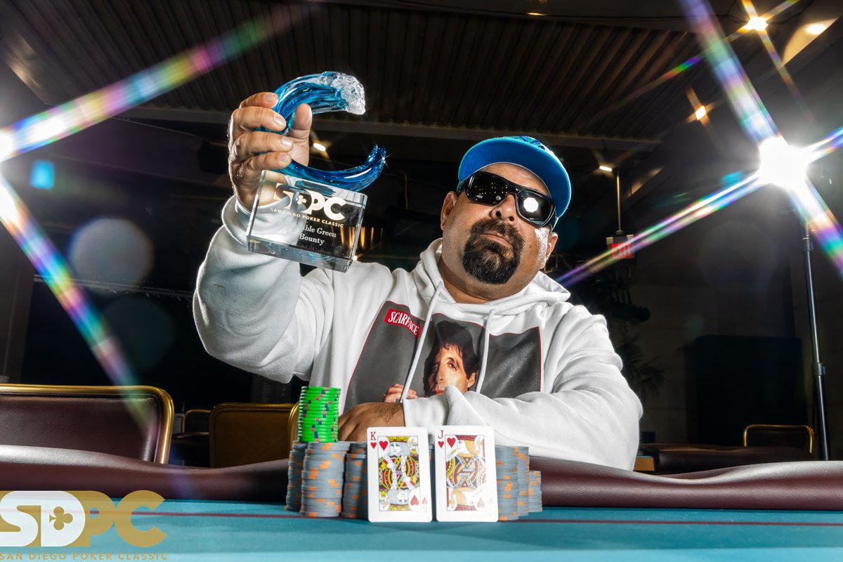 jessbeckpoker's tweet photo. It was a take 2 for my man Eddie!! Way to do dude - keep me seein' double 🤘🤘🤘 https://t.co/CG0GsH9JNv