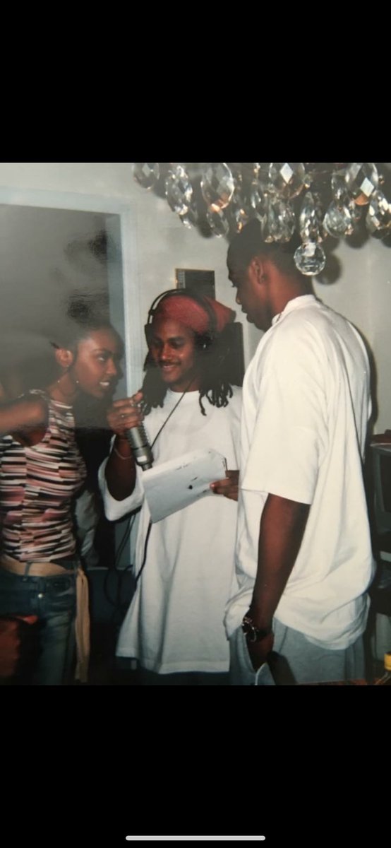 DJQUICKSILVA's tweet image. As we celebrate #NationalRadioDay - I reflect on the most memorable Day I ever had in radio .The year was 2002 and @theamitchem had a idea to do a contest where a lucky winner could get Me &amp;amp; Jay Z yes JAY Z 😳 to come broadcast live from your house 🏠 Just imagine their reaction…