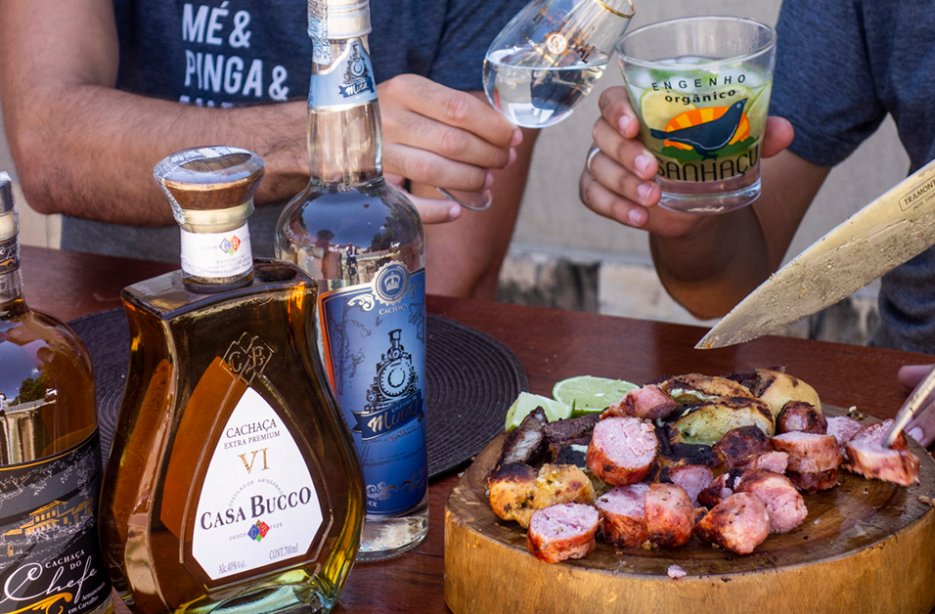 Filipe_Good's tweet photo. @norantry iria gastar com cachaça 🍻 https://t.co/5KMpH9X2tz
