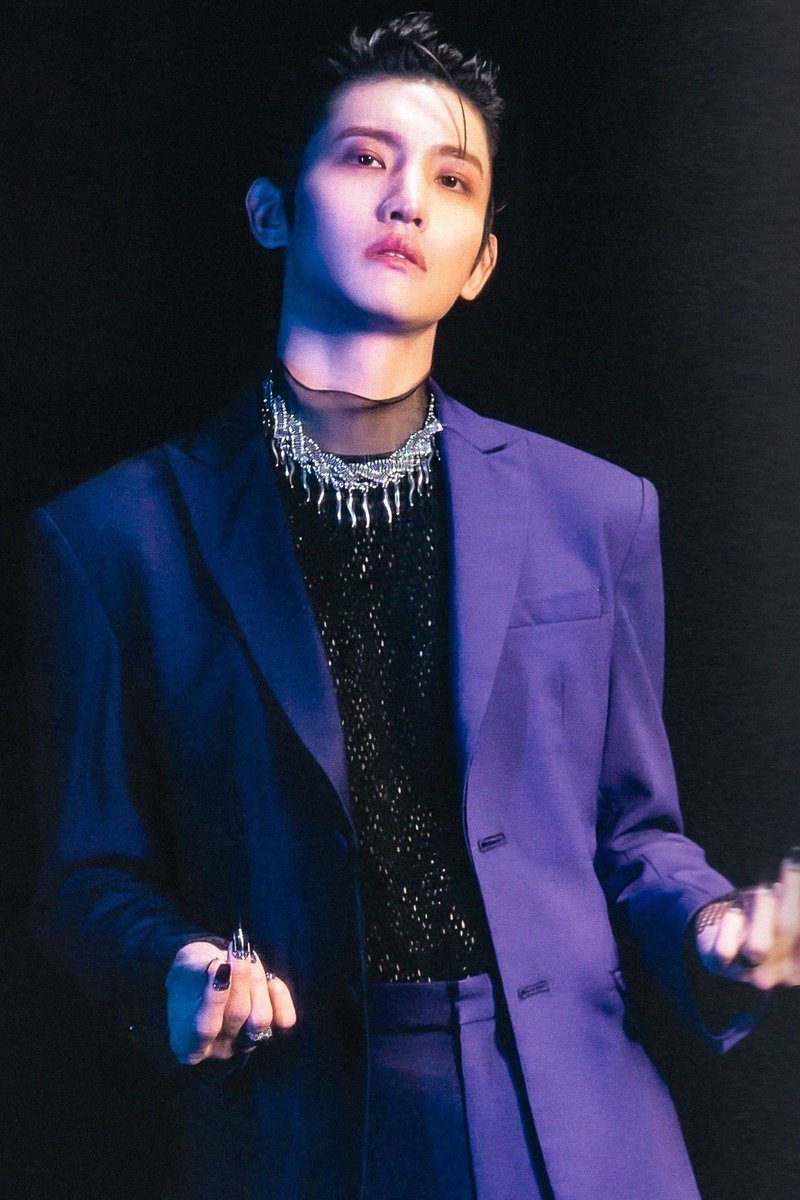 [ ADM COFFEE ☕️ ]

  Adm coffee aparece pronto para a final do the garden, o mesmo espera ansioso pra ver como ficará o grupo final

#TheRedGarden