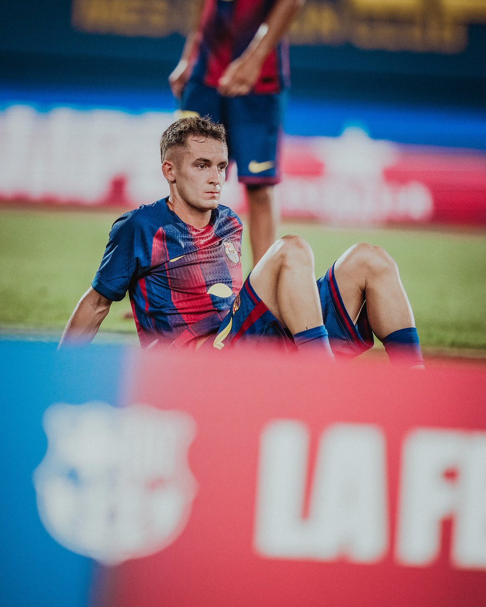 FCB World tweet media