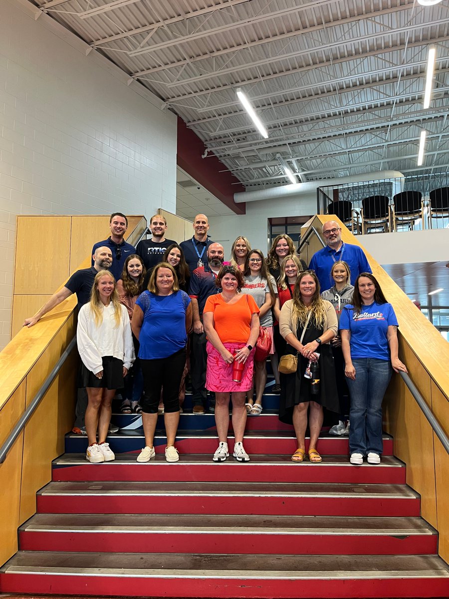 At our annual welcome back staff breakfast, we had the pleasure of welcoming 18 new staff members to our Ballard CSD team! 🌟 

Please join us in giving a warm Ballard welcome to this group. We are looking forward to a fantastic 2025-26 school year together! 🍎