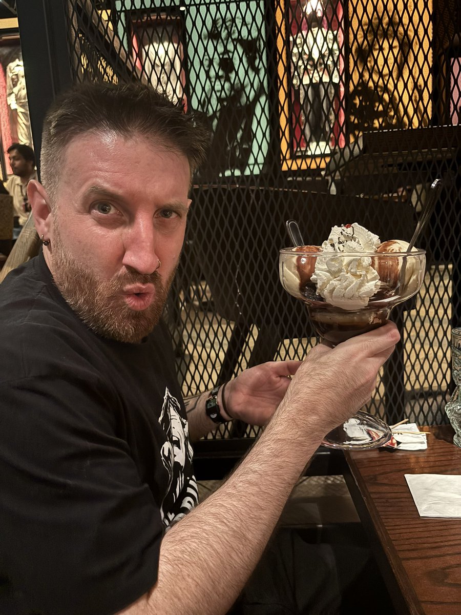 Ryan Martin tweet media