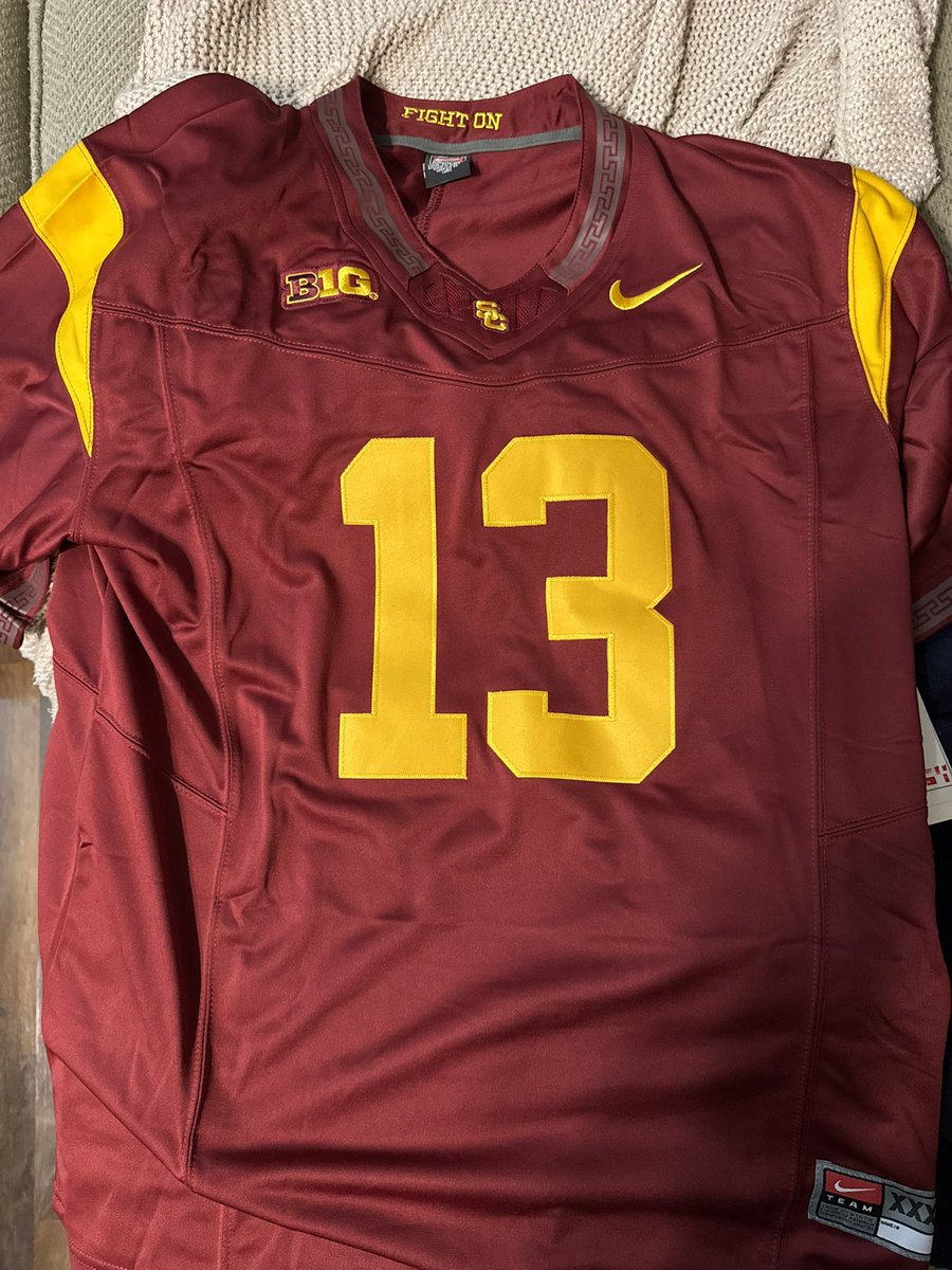 Steven Lane (@kingsteven87) on Twitter photo LOOK WHAT CAME TODAY!! I may have played the <a href="/USC_Athletics/">USC Trojans</a> fight song while I opened the package, don’t judge me haha. Ready for the season to start and <a href="/uscfb/">USC Football ✌️</a> vs Purdue on Sept. 13th! #FightOn✌🏾 LOOK WHAT CAME TODAY!! I may have played the <a href="/USC_Athletics/">USC Trojans</a> fight song while I opened the package, don’t judge me haha. Ready for the season to start and <a href="/uscfb/">USC Football ✌️</a> vs Purdue on Sept. 13th! #FightOn✌🏾