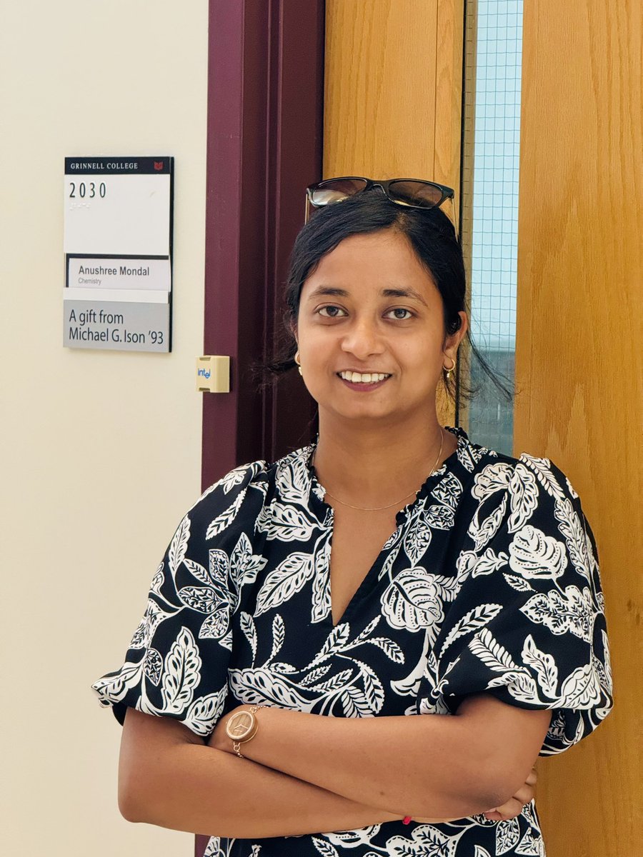 AnushreeM14's tweet photo. Earlier this month I started a new chapter as Assistant Professor of Chemistry @GrinnellCollege ! Grateful to my teachers, advisors, mentors, lab mates, mentees, friends &amp; family—excited for teaching, learning &amp; research with students. https://t.co/5ERrUkMXQe