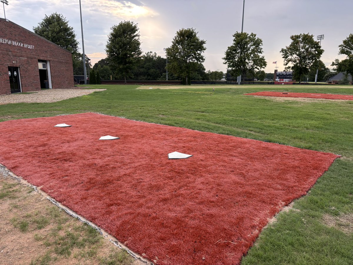 CoachJChester's tweet photo. Practice infield is almost there! 🙏 #SkoDawgs https://t.co/KHSCASst7F