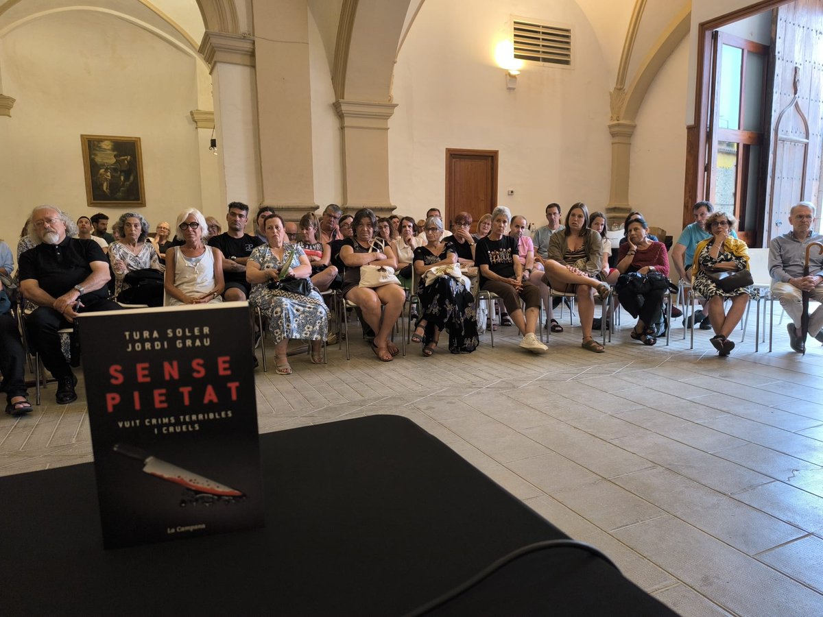 Jordi Grau Ramió (@jordigraur) on Twitter photo Gràcies a les noranta persones que, tot i la pluja, s'han aplegat a l'església de Garriguella per la presentació del Sense Pietat, el llibre de crims reals que he escrit amb la Tura Soler. Moltes gràcies! <a href="/penguinllibres/">Penguin Llibres</a> <a href="/AjGarriguella/">Ajuntament de Garriguella</a> Gràcies a les noranta persones que, tot i la pluja, s'han aplegat a l'església de Garriguella per la presentació del Sense Pietat, el llibre de crims reals que he escrit amb la Tura Soler. Moltes gràcies! <a href="/penguinllibres/">Penguin Llibres</a> <a href="/AjGarriguella/">Ajuntament de Garriguella</a>